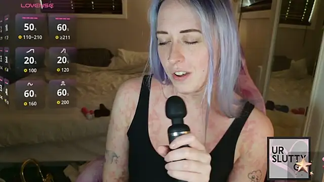 ursluttygf's Live XXX Chat