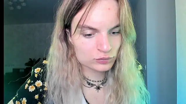 Webkamerová show milliKira006