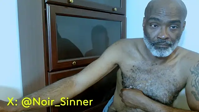 แชท XXX สดของ sinnernoir