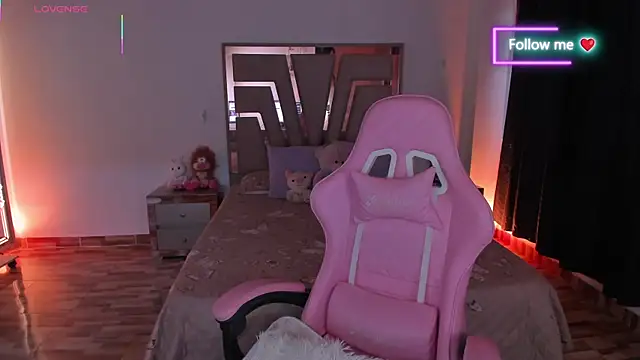 Онлайн чат XXX lunaarose