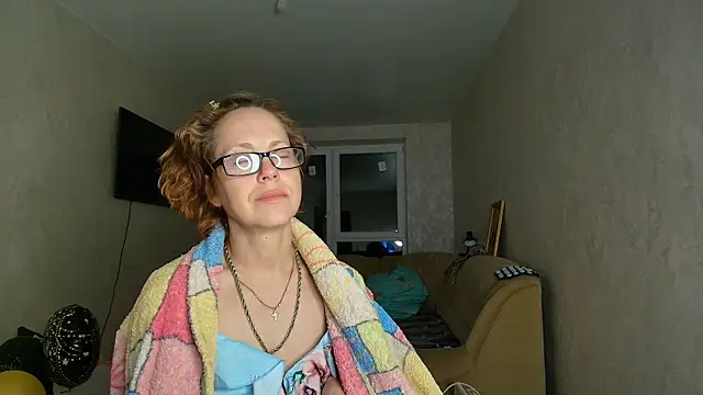 LioraWeiss Chat XXX in diretta