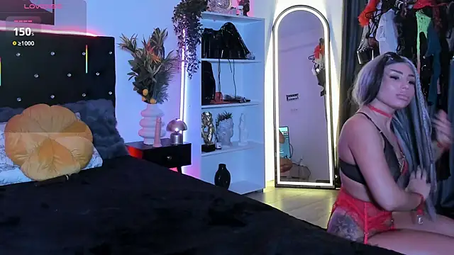 AmyyyDiamond Webcam show