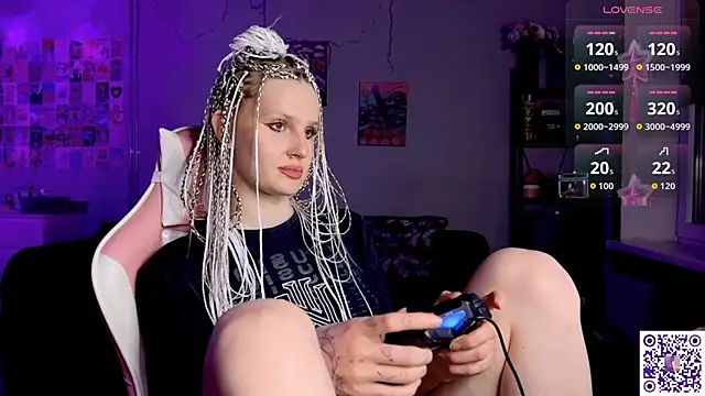 XXX chat uživo modela Lunaacyy