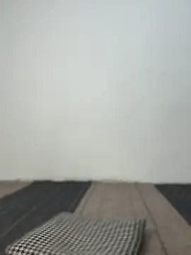 luo-77 Show Webcam