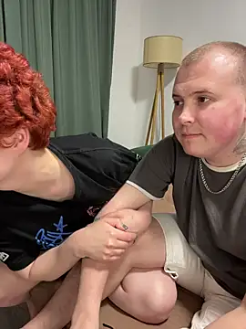 MrMrsRight's Live XXX Chat