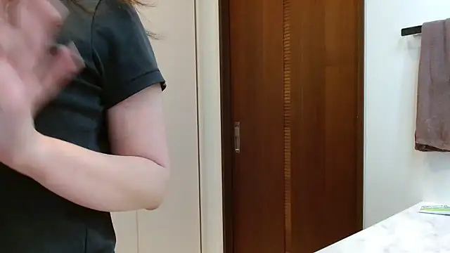 _Ema_chのウェブカメラショー