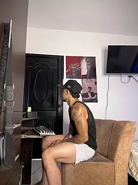 Kenny_romano webkamerás műsora