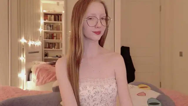 Chat +18 de Awwwrora ao vivo
