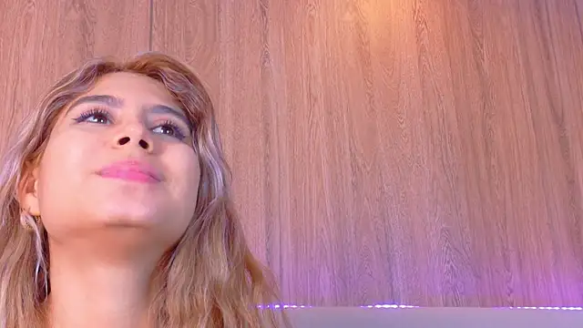 Chat XXX en directo de ZoehAngel