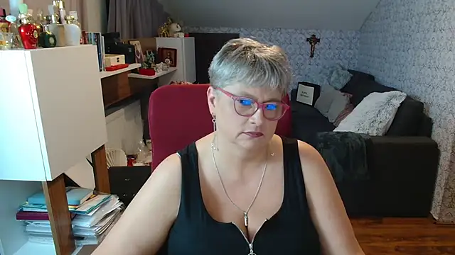 bigtits4you: απευθείας συνομιλία ΧΧΧ