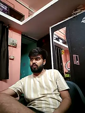 soniriyaa010101 Pertunjukan Webcam