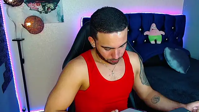 adamhairyのウェブカメラショー