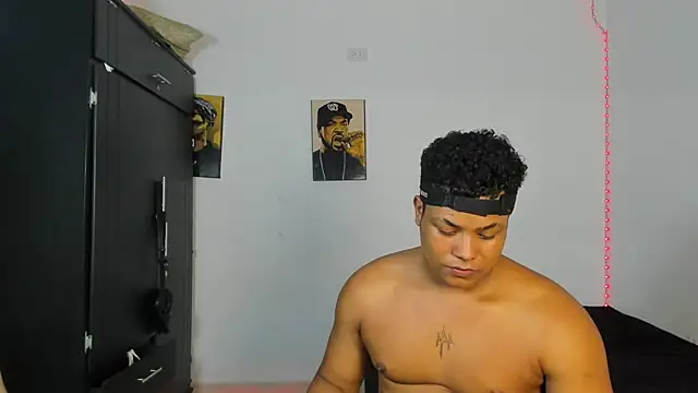 Вебкам-шоу just2latins