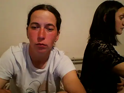 Show modela DanicaFey na web-kameri