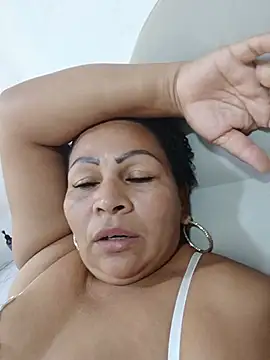 Dirty_Candy élő XXX-chatje