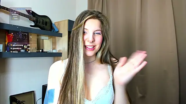 MissyourAnn Chat XXX in diretta