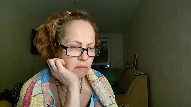 LioraWeiss Show in webcam
