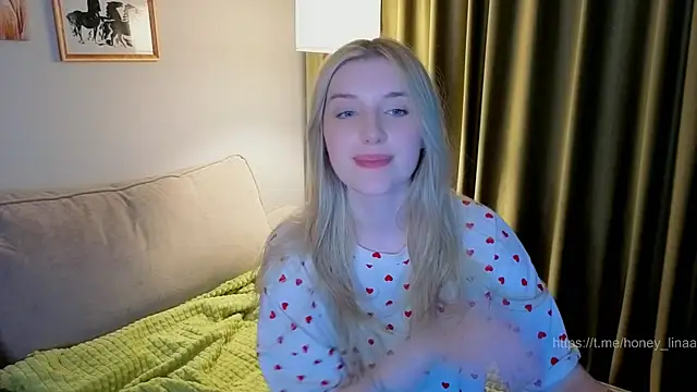 honey_kors élő XXX-chatje