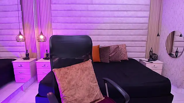 دردشة VictoriaaBlair الجنسية المباشرة