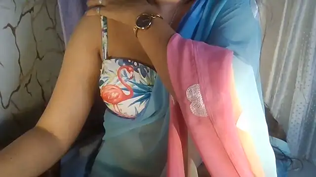 Cute_Arushii Obrolan Langsung XXX