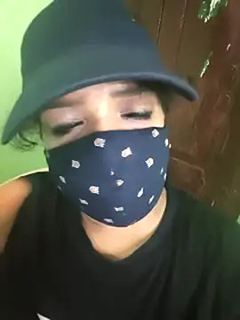 XXX chat uživo modela yourtina