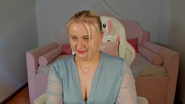 LioraArdyn Chat XXX live
