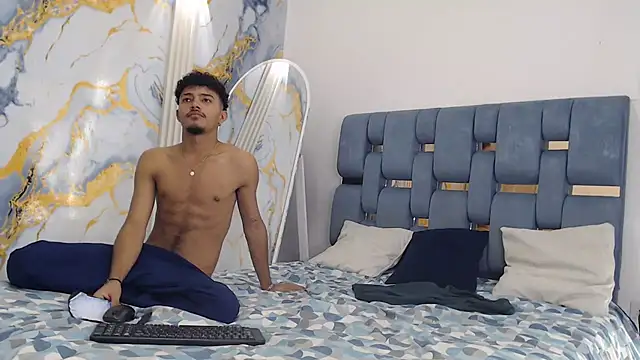 عرض كام GOLD_BOYS