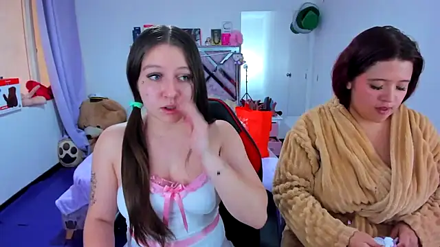 Chat +18 de Luna_Analya ao vivo