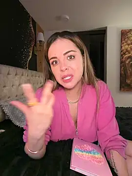 Alirawrz live XXX chat