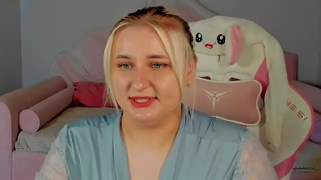 LioraArdyn Chat XXX in diretta