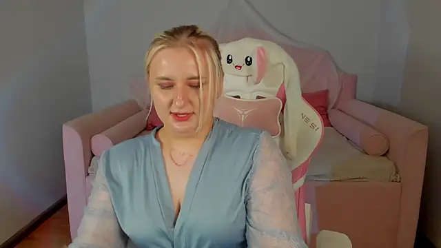 LioraArdyn Chat XXX live