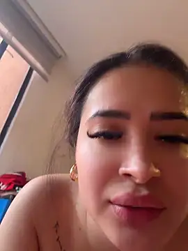 Živý XXX chat Sara_fun