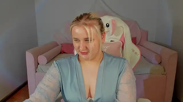LioraArdyn's Live XXX Chat