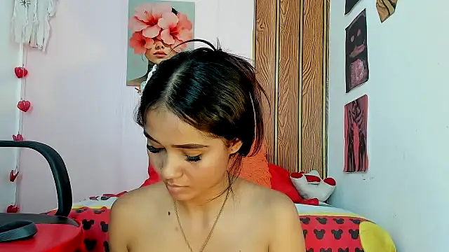 Chat +18 de MarianaManzur ao vivo
