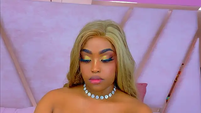 TiannahGlow 在線直播表演