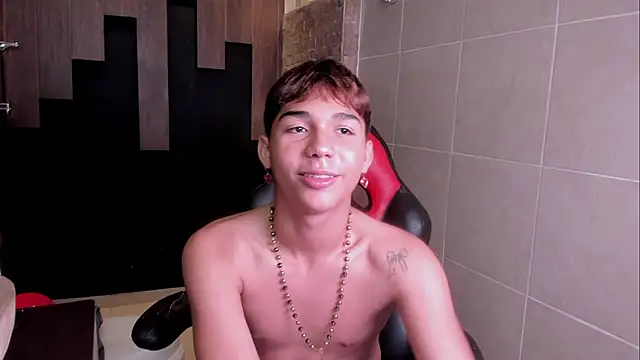 Andres_Landers' Webcam Show