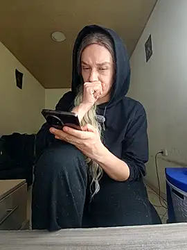 دردشة MARILYNMADELENAKOVANOVA الجنسية المباشرة