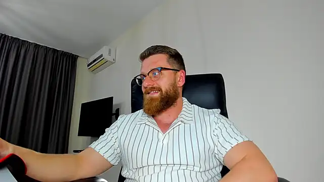 Findom_guyのウェブカメラショー