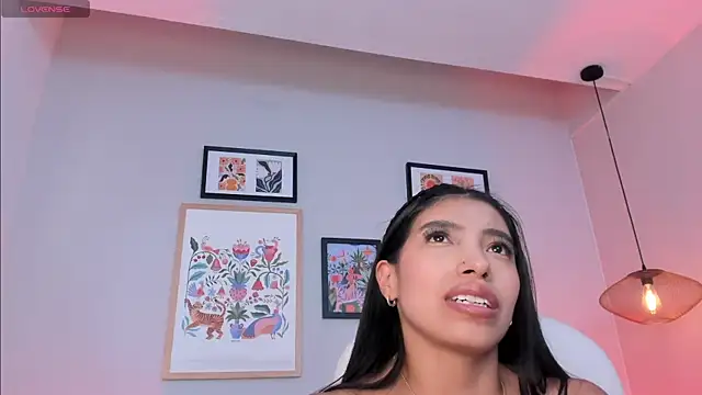 Chat +18 de Tiffany_Low ao vivo