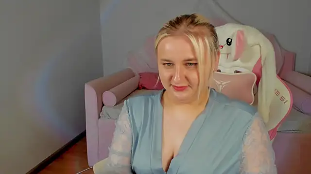 Chat XXX en directo de LioraArdyn