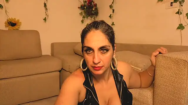 Živý XXX chat Bellydancerhot