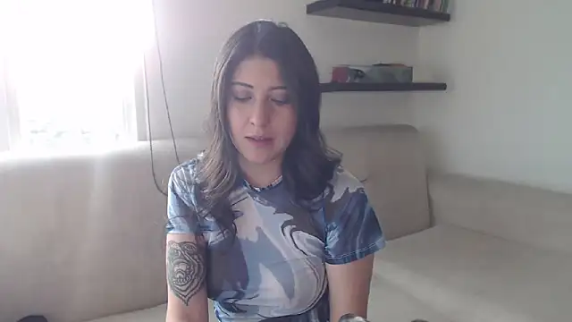 Chatroom XXX en direct de BubbleGumm_