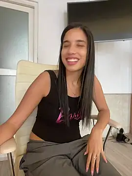 Chatroom XXX en direct de Praga_Pink