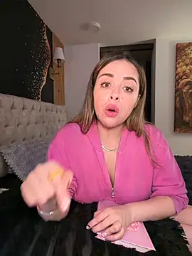 Alirawrz Live XXX-chat