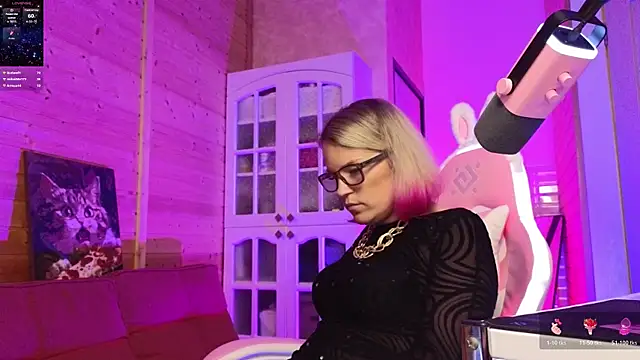 دردشة Lady_Shine الجنسية المباشرة