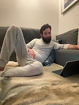 دردشة Michel_huge الجنسية المباشرة