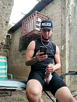 Czat XXX na żywo – PIGHIGHDIRTY_p0