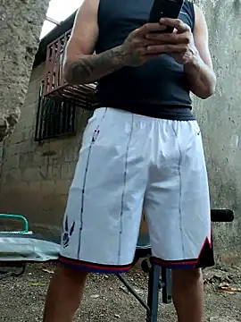 PIGHIGHDIRTY_p0: διαδικτυακό σόου στην κάμερα