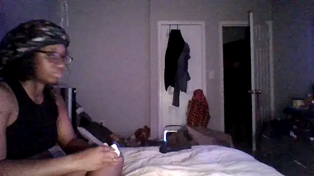 Sala de chat en directo de BedazedFirefly