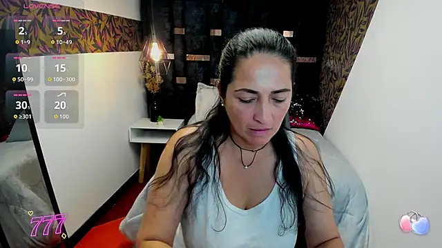 Chat XXX Live KatteMilf